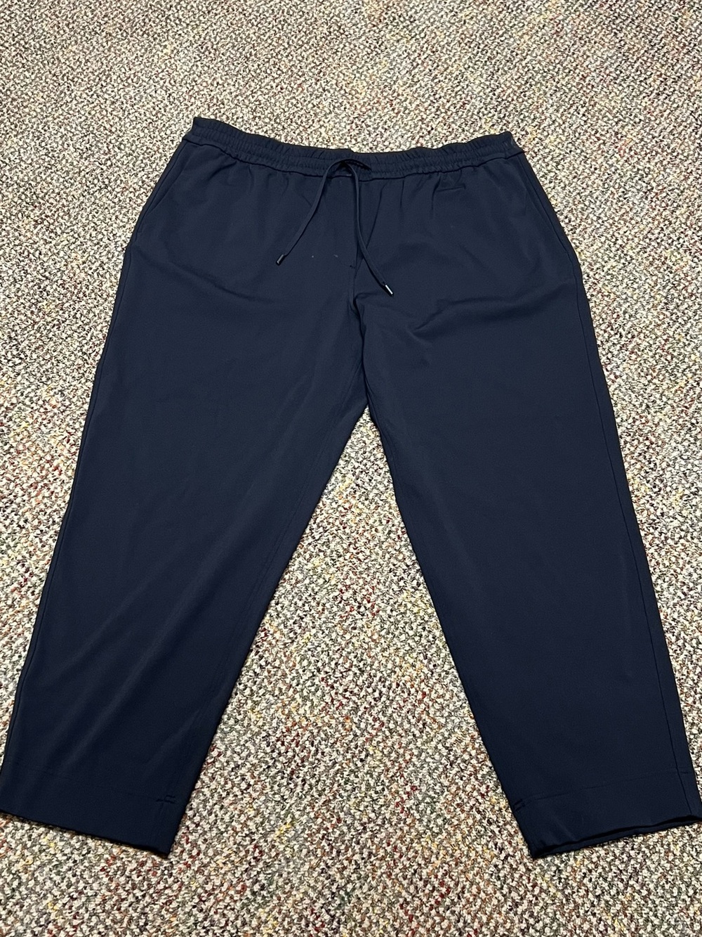 Lululemon Woman’s XL BLACK PANTS